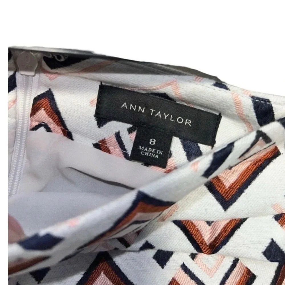 Ann Taylor Geometric‎ Chevron Print Skirt Size 8 Like New